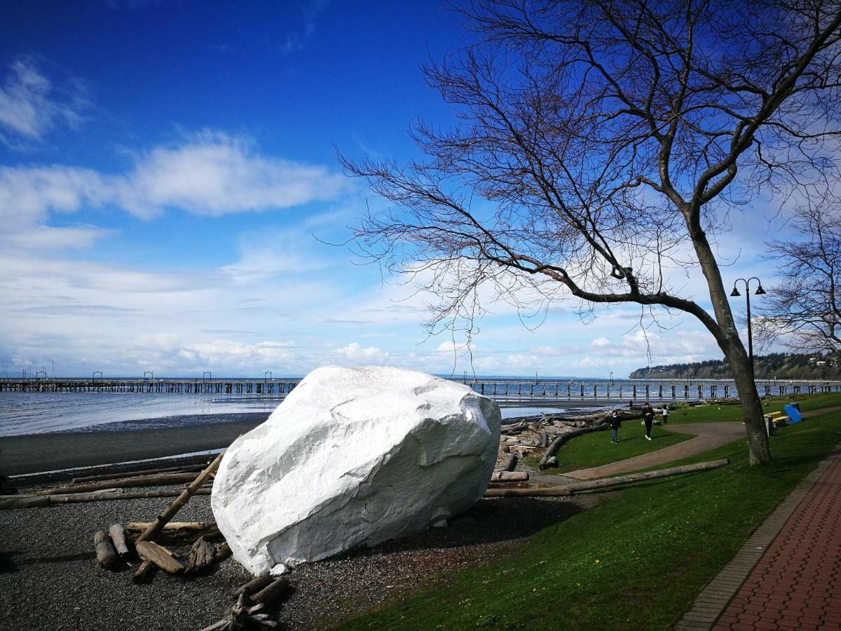 White Rock Pacific Hotel Surrey Exterior photo