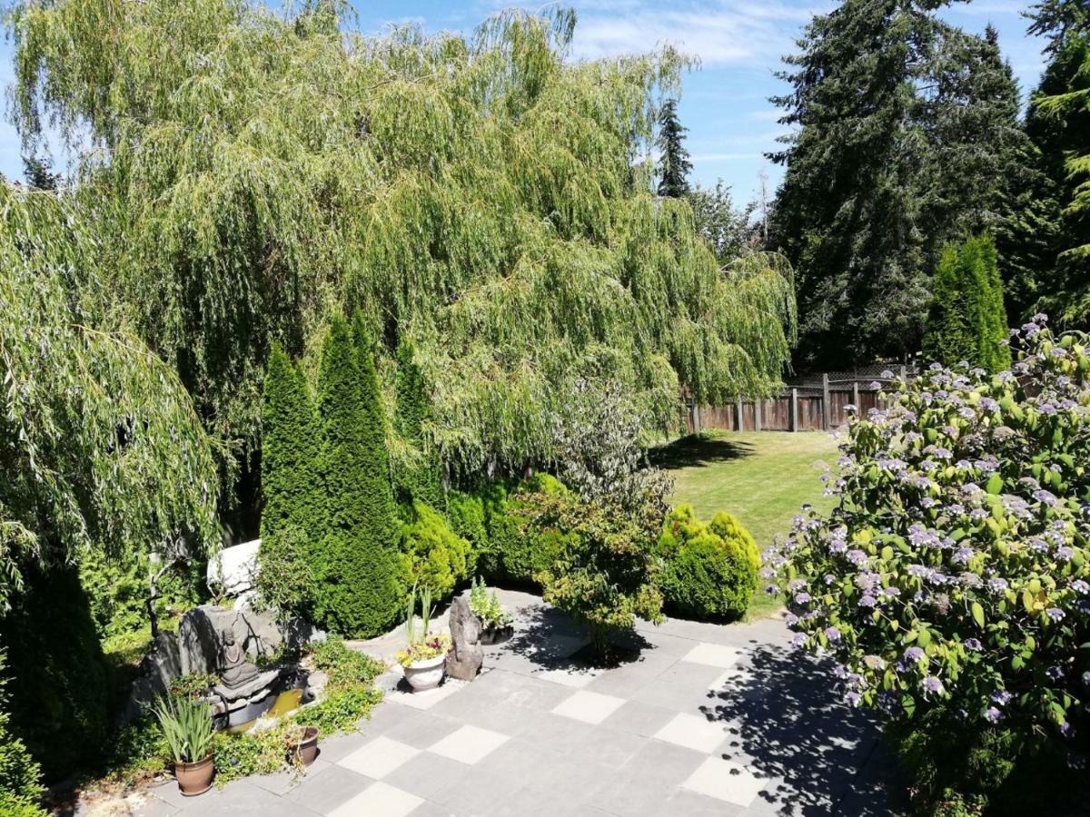 White Rock Pacific Hotel Surrey Exterior photo